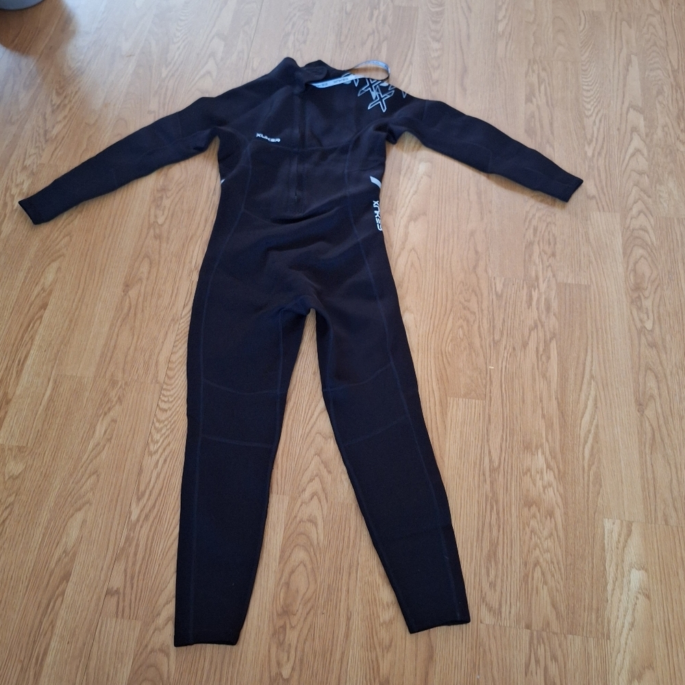 NWOT XUKER Wetsuit Women’s Size S 3mm Neoprene Blac Wet Suit Front Zip F…